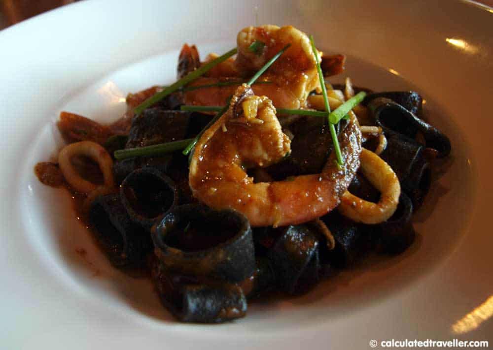 Carmelo's Restaurant Lewiston New York by Calculated Traveller