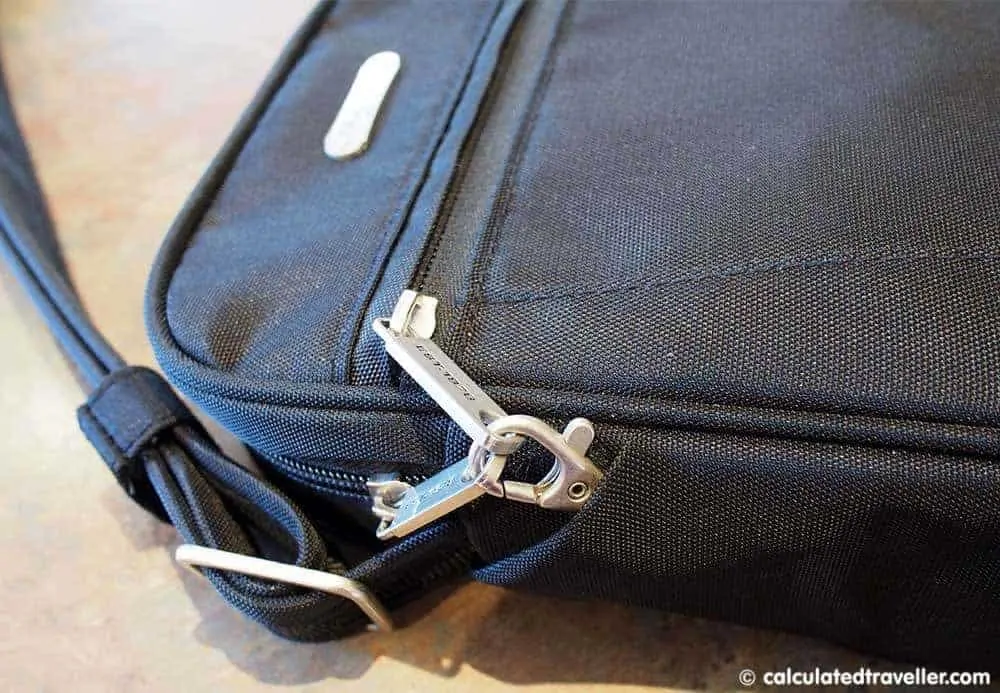 Travelon Anti Theft Classic Tour Bag review Calculated Traveller