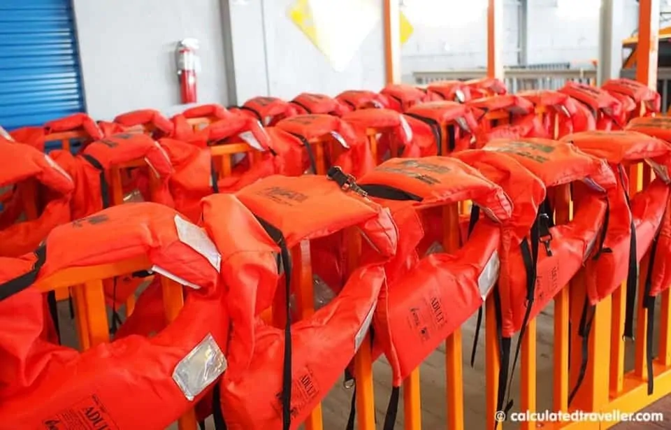 Niagara Jet Adventures - 救生衣