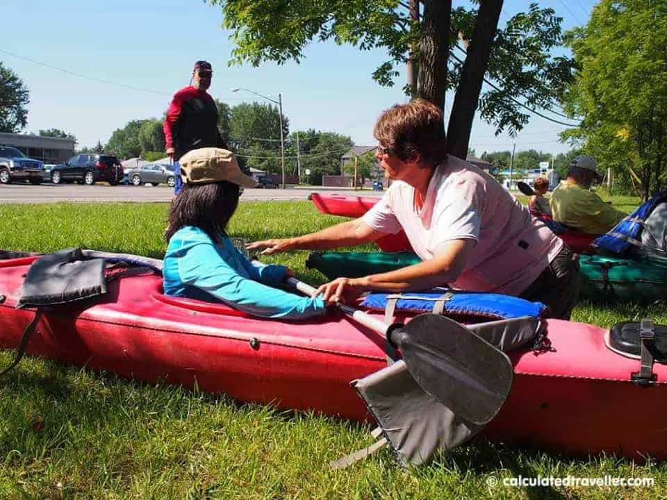 皮划艇埃利科特溪紐約與路徑高峰和槳