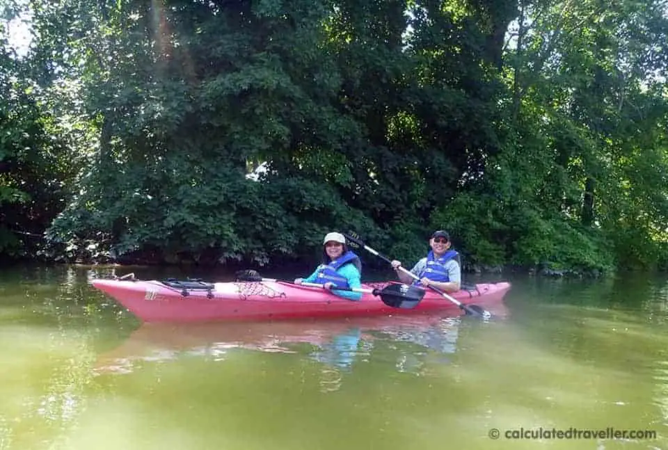 Kayak à Ellicott Creek NY avec Paths Peaks & Paddles