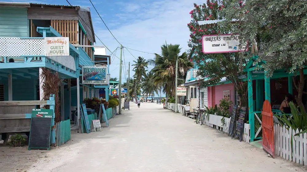 Where to Eat on the Beautiful Island of Caye Caulker Belize
