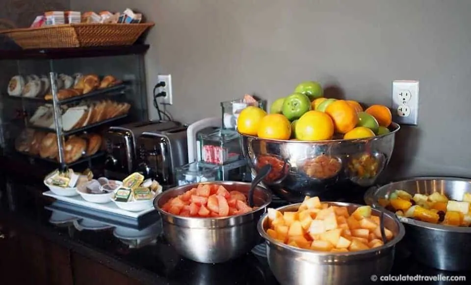 Lux Art Deco Dreams at the Giacomo Hotel, Niagara Falls NY - Breakfast
