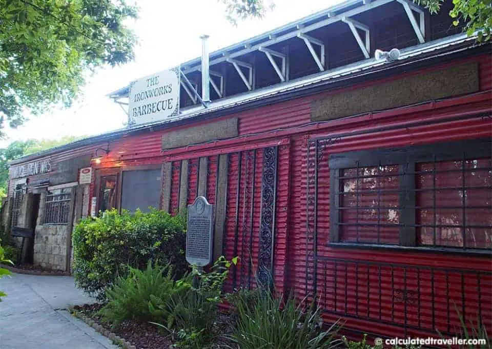 甜，甜，煙熏，鐵廠燒烤德克薩斯州奧斯汀的美好