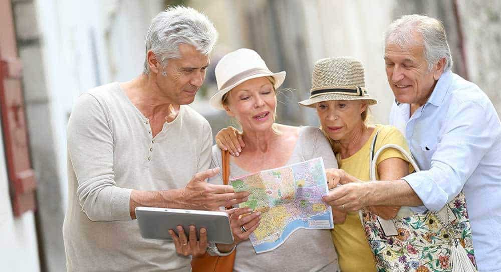 9 Planning Tips when Travelling with Another Couple