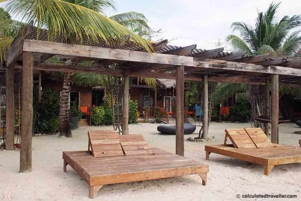 A Cruise Guide to Mahogany Bay Roatan Honduras - Private Cabanas