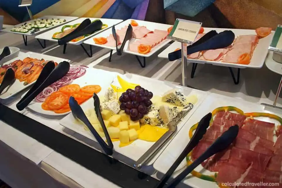 Five Tips for Eating at the Hotel Breakfast Buffet - Cheese and deli meats