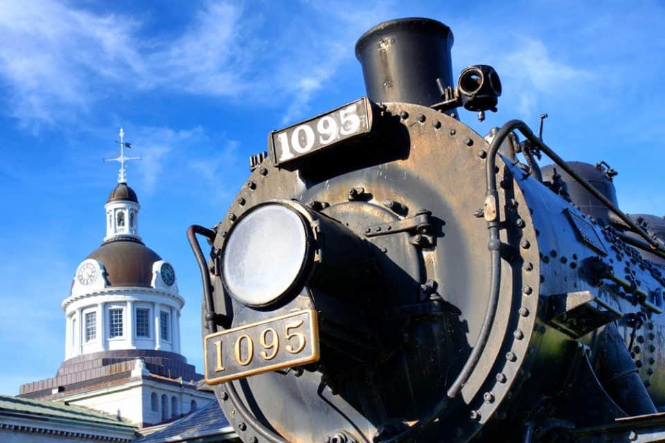 Welcome to the Limestone City of Kingston, Ontario - Kingston City Hall and Historic Train