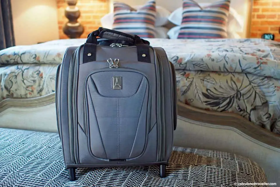 Review: TravelPro MaxLite 5 Rolling Under Seat Carry On