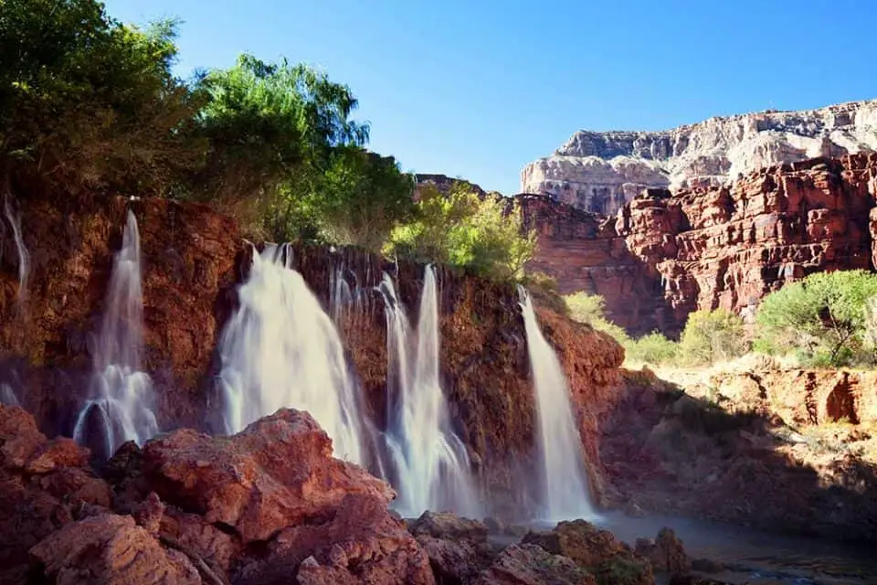 亞利桑那州最受歡迎的五個景點 - Havasupai 瀑布(Havasu Falls)
