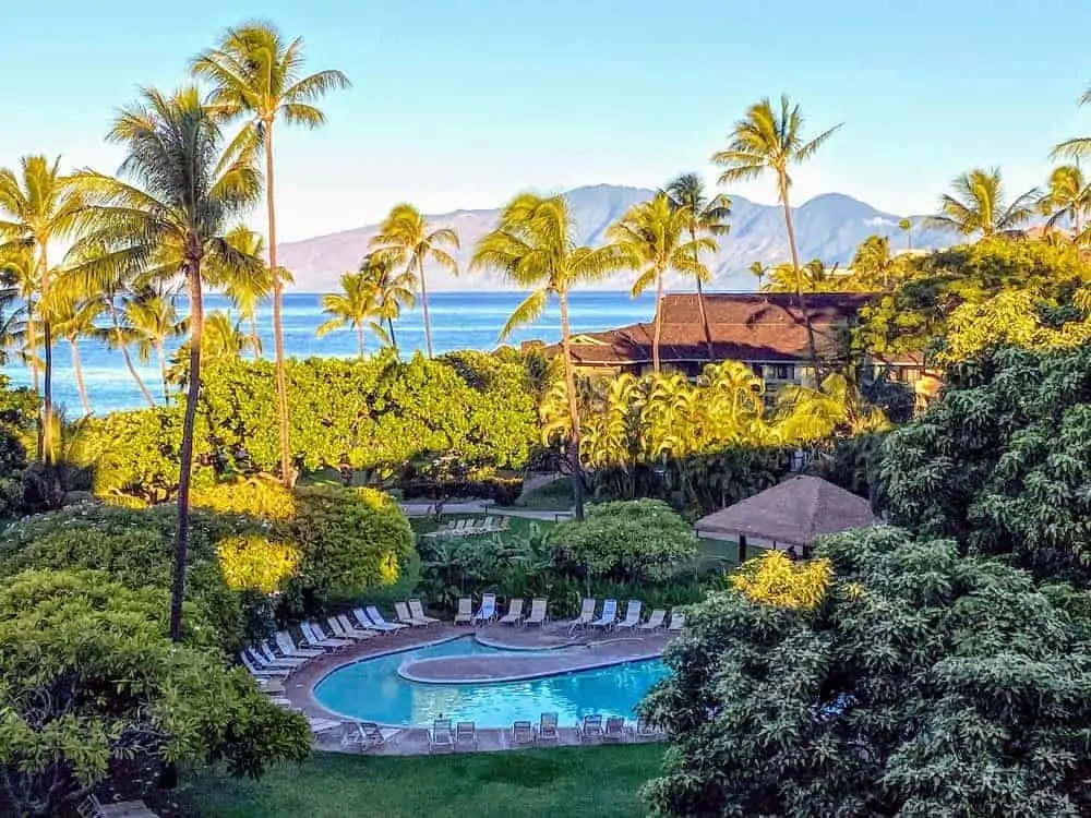 Kaanapali Beach Hotel property