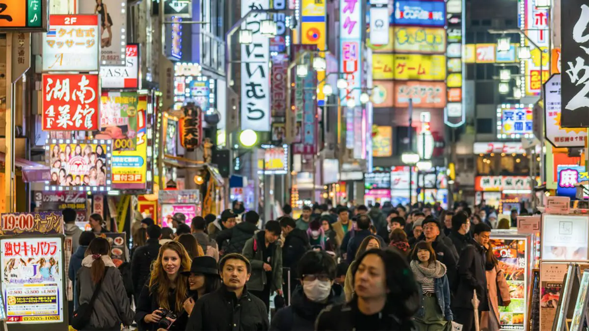 crowded street in tokyo